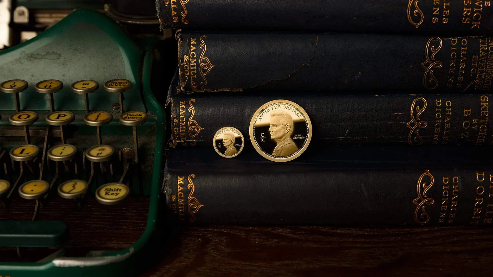 Bill Murray Ostrich Crest Gold Coin 1 oz