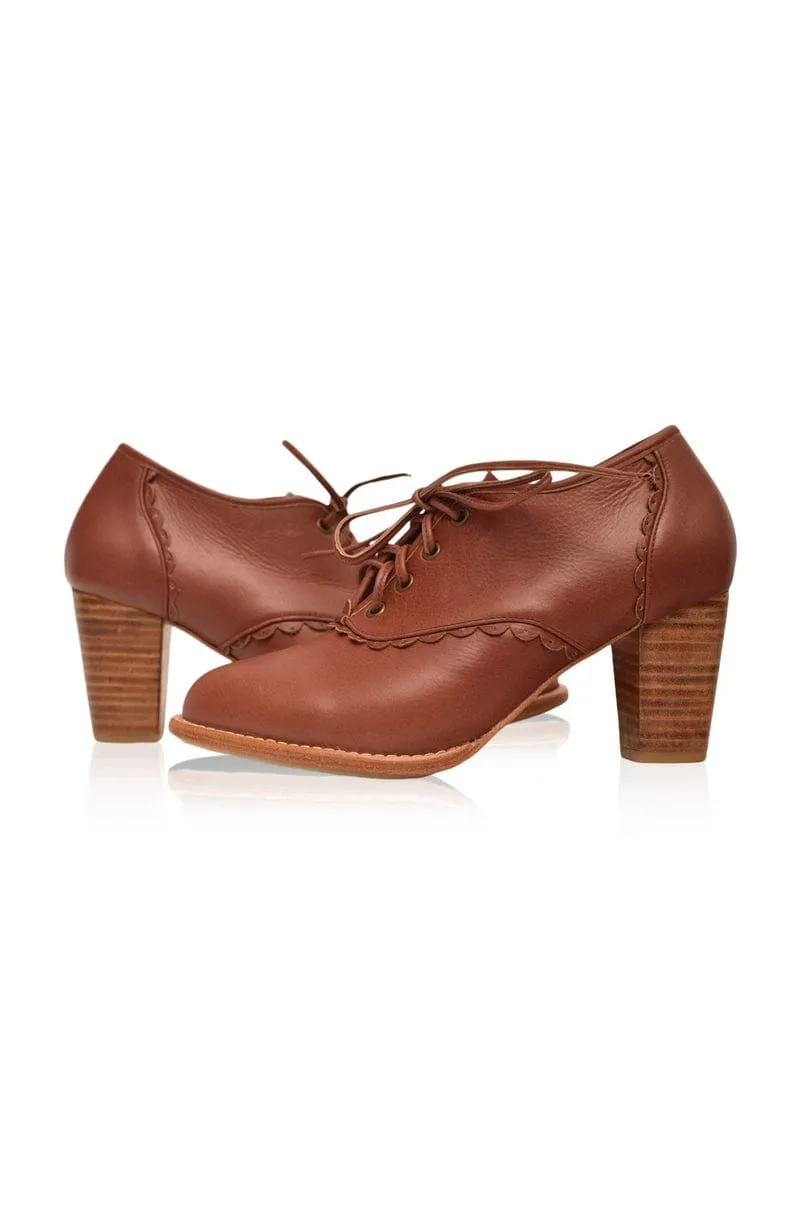 Lace Oxford Heels in Vintage Brown