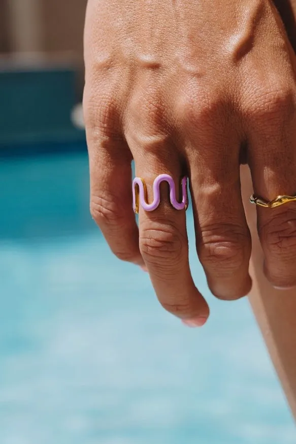 Purple Wavy Enamel Gold Ring